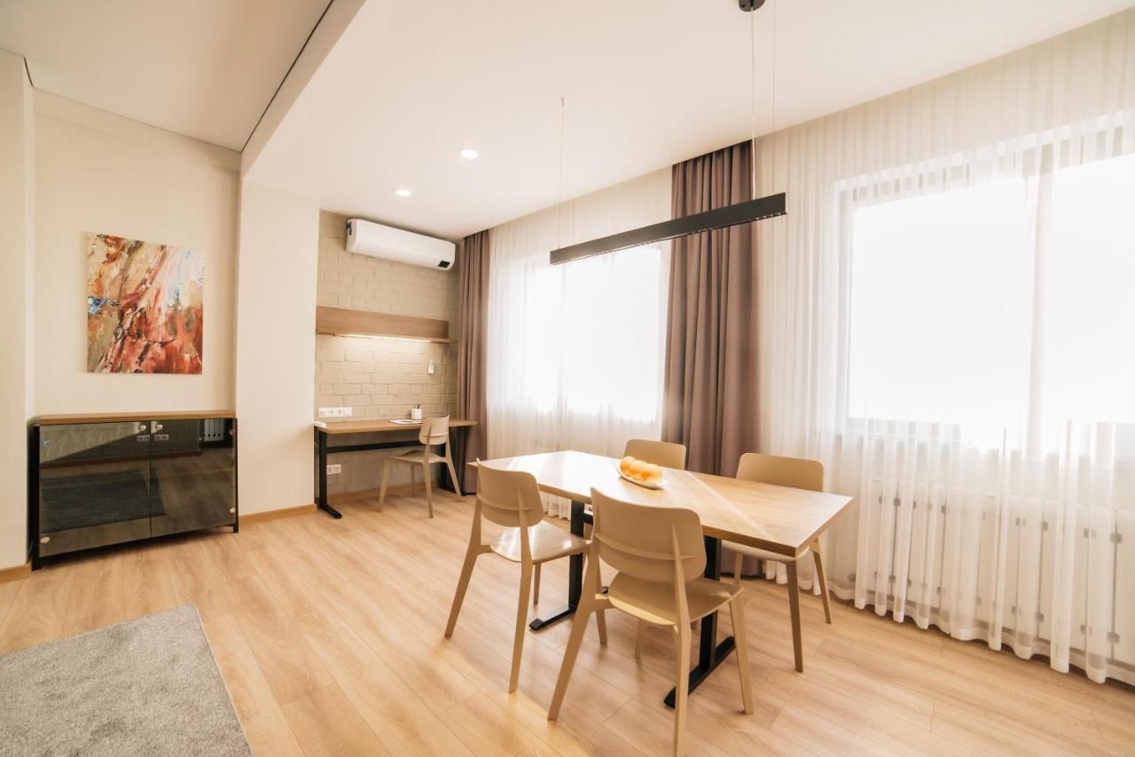 Solutel Apartments-34 Bisjkek Buitenkant foto